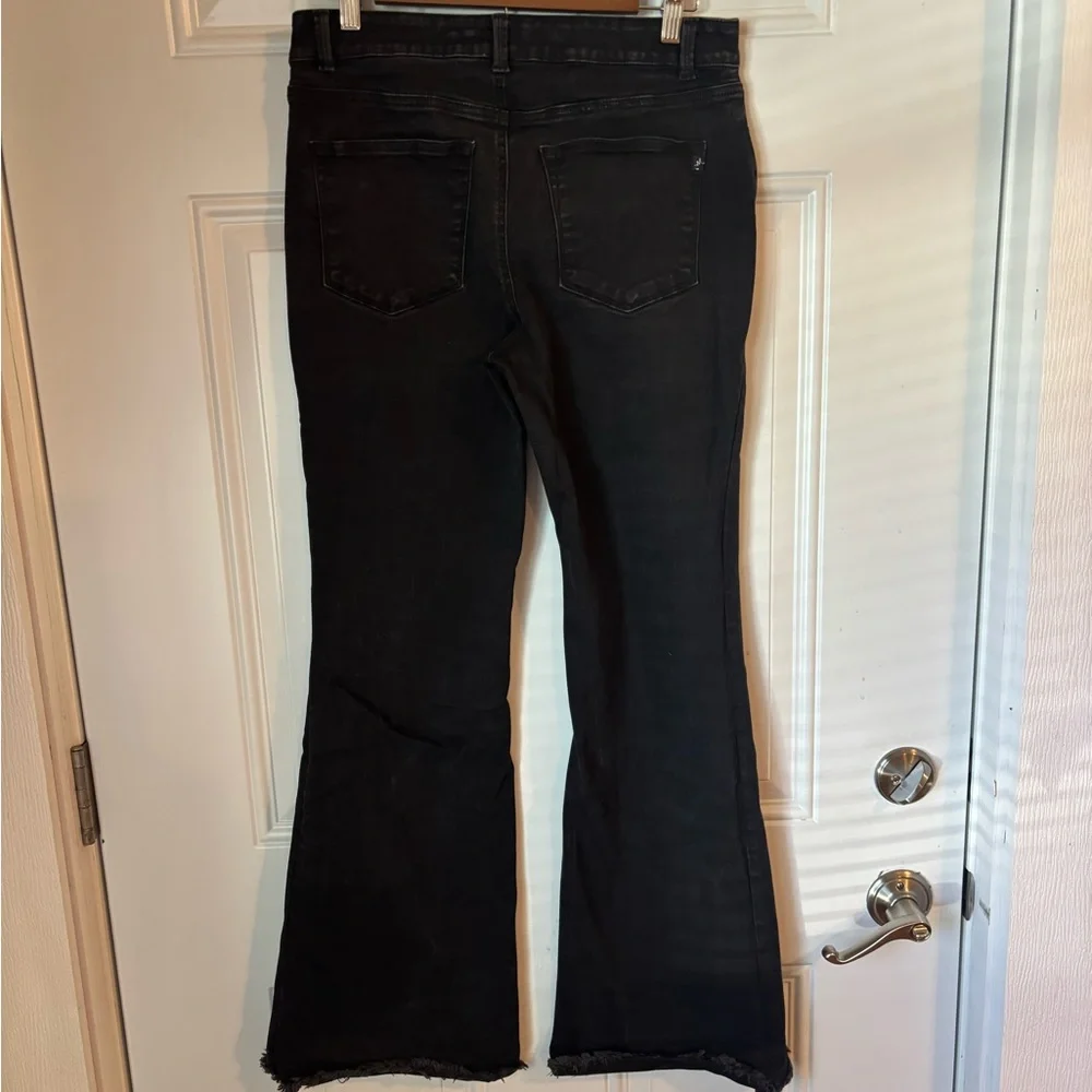 Maurices Black High-Rise Flare Jeans with Button-Fly - Picture 4 of 6